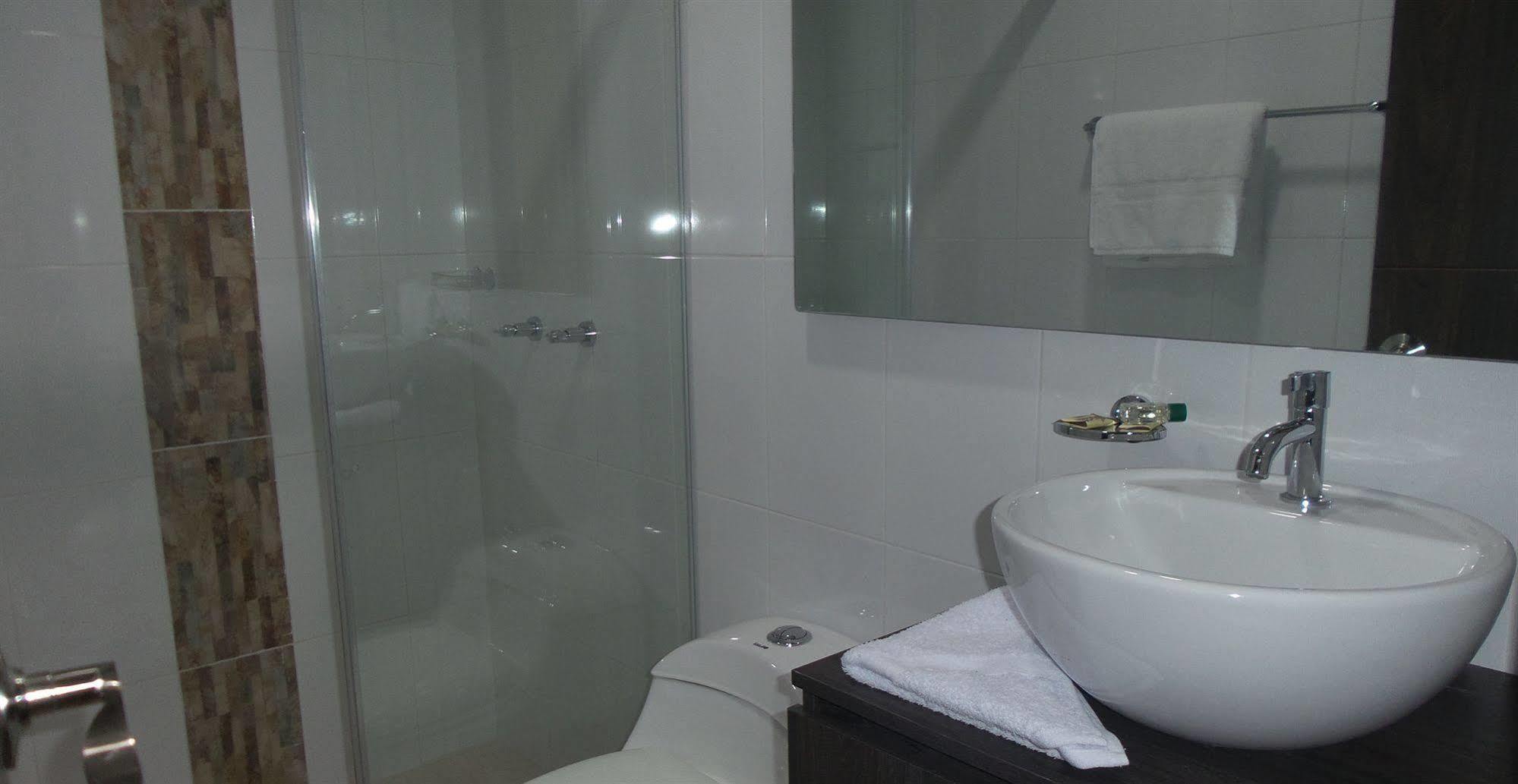 Stay Blue Hotel Bogotá Zewnętrze zdjęcie